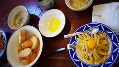 白醬義大利麵+台式玉米湯+法國麵包 (by 張家振) 白醬義大利麵+台式玉米湯+法國麵包 (by 張家振)
