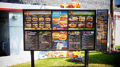 Jack In The Box 菜單 (by Roca Chang) Jack In The Box 菜單 (by Roca Chang)