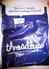 收到來自 Threadless 的 T恤序包裹了 (by Roca Chang) 收到來自 Threadless 的 T恤序包裹了 (by Roca Chang)